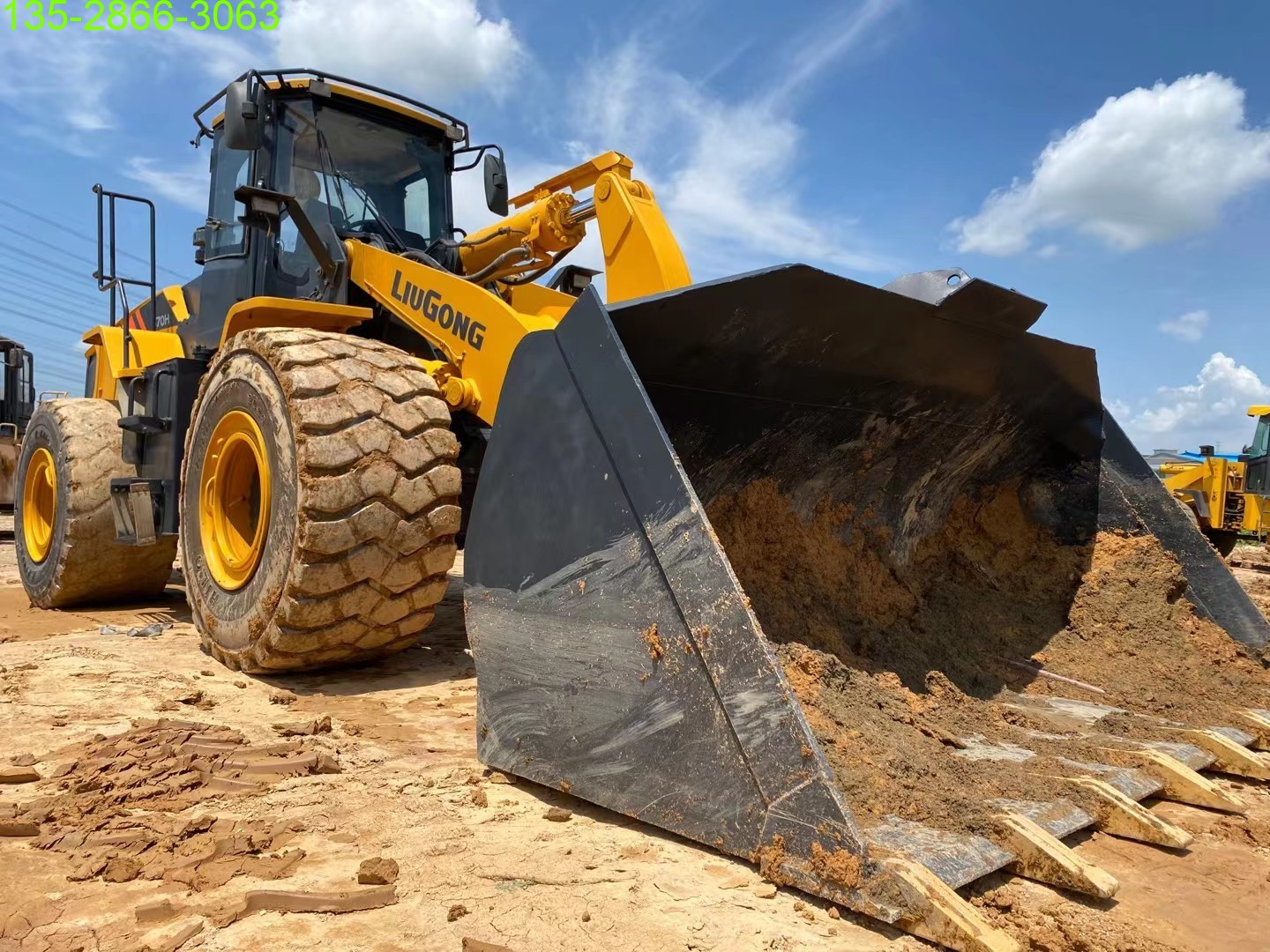 二手鏟車(chē)市場(chǎng)