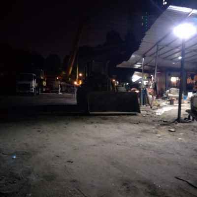 忙碌的夜晚，只為提供可靠及時(shí)的服務(wù)